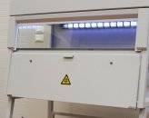 Защитный экран рабочего проема для моделей ламинарных боксов LORICA. 