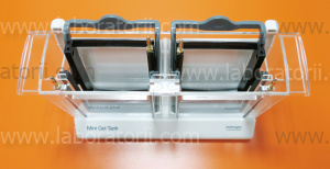Камера для электрофореза Mini Gel Tank, 8 х 8 см, 2 геля, изображение 3